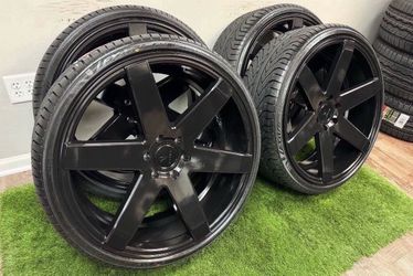NEW 24 inch gloss black wheels with lexani 275/30R24 tires