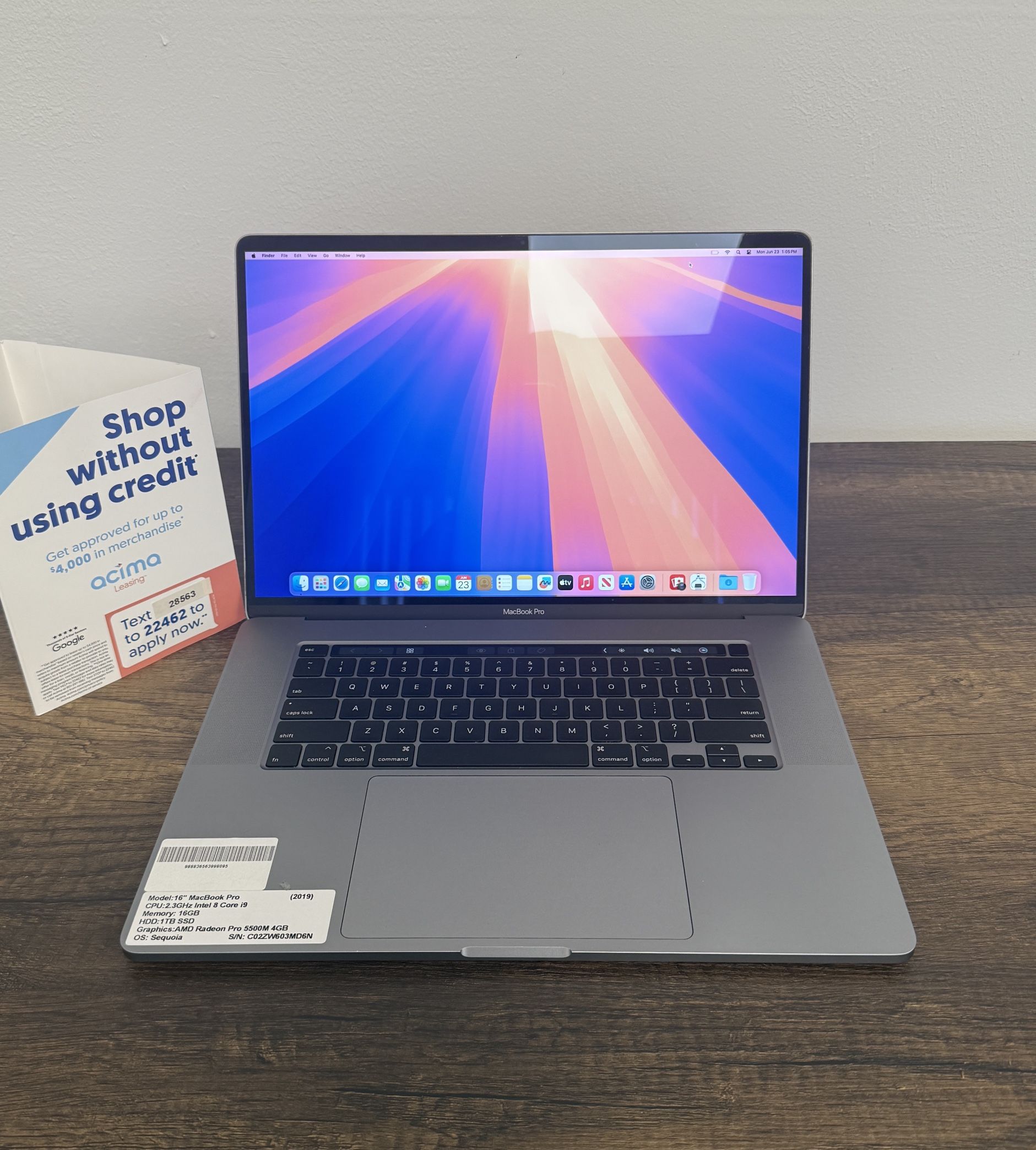16" MacBook Pro Touchbar 1TB SSD*16GB RAM*2.3Ghz Intel 8 Core i9