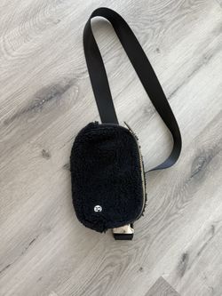 Lululemon Sherpa Black Crossbody