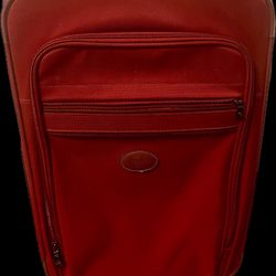 Longchamp Rolling suitcase