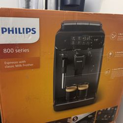 Brand New - Philips 800 Series Espresso Machine EP0820/04