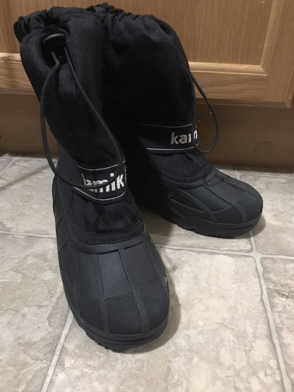 Kamik Snow Boots - kids Size 3
