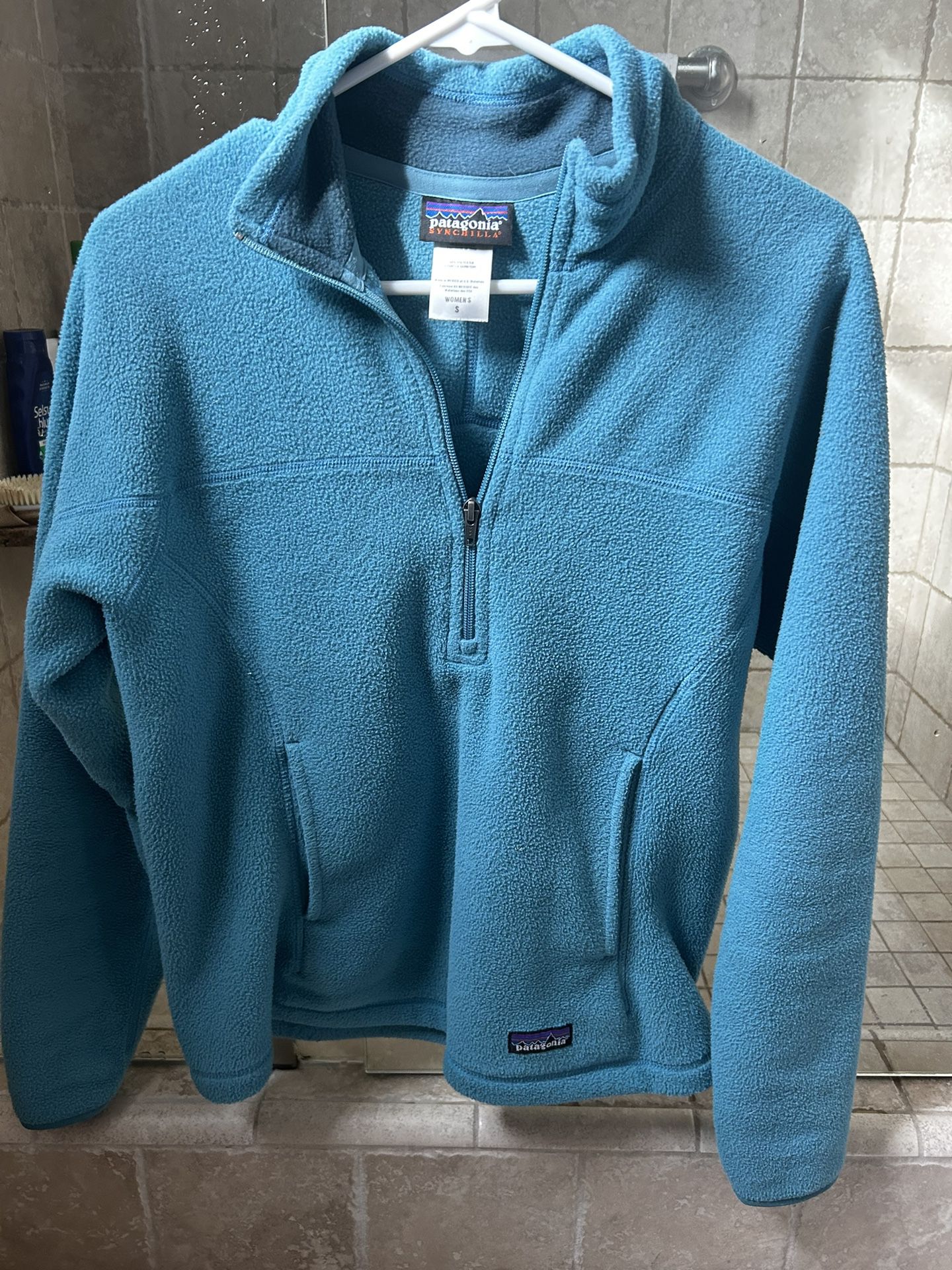 Patagonia Women’s Small Zip Up