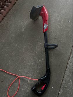 String Toro Trimmer