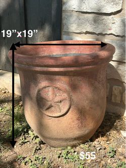 ***REDUCED- Beautiful Terracotta Pots/Stands***