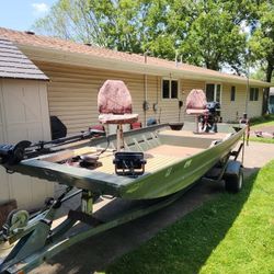 JET BOAT