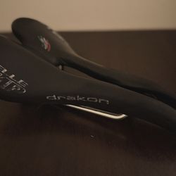 Selle SMP Drakon Bike Saddle - Black