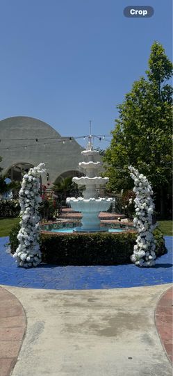 White floral arches r.e.n.t