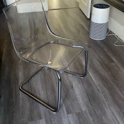 Desk/vanity Chair