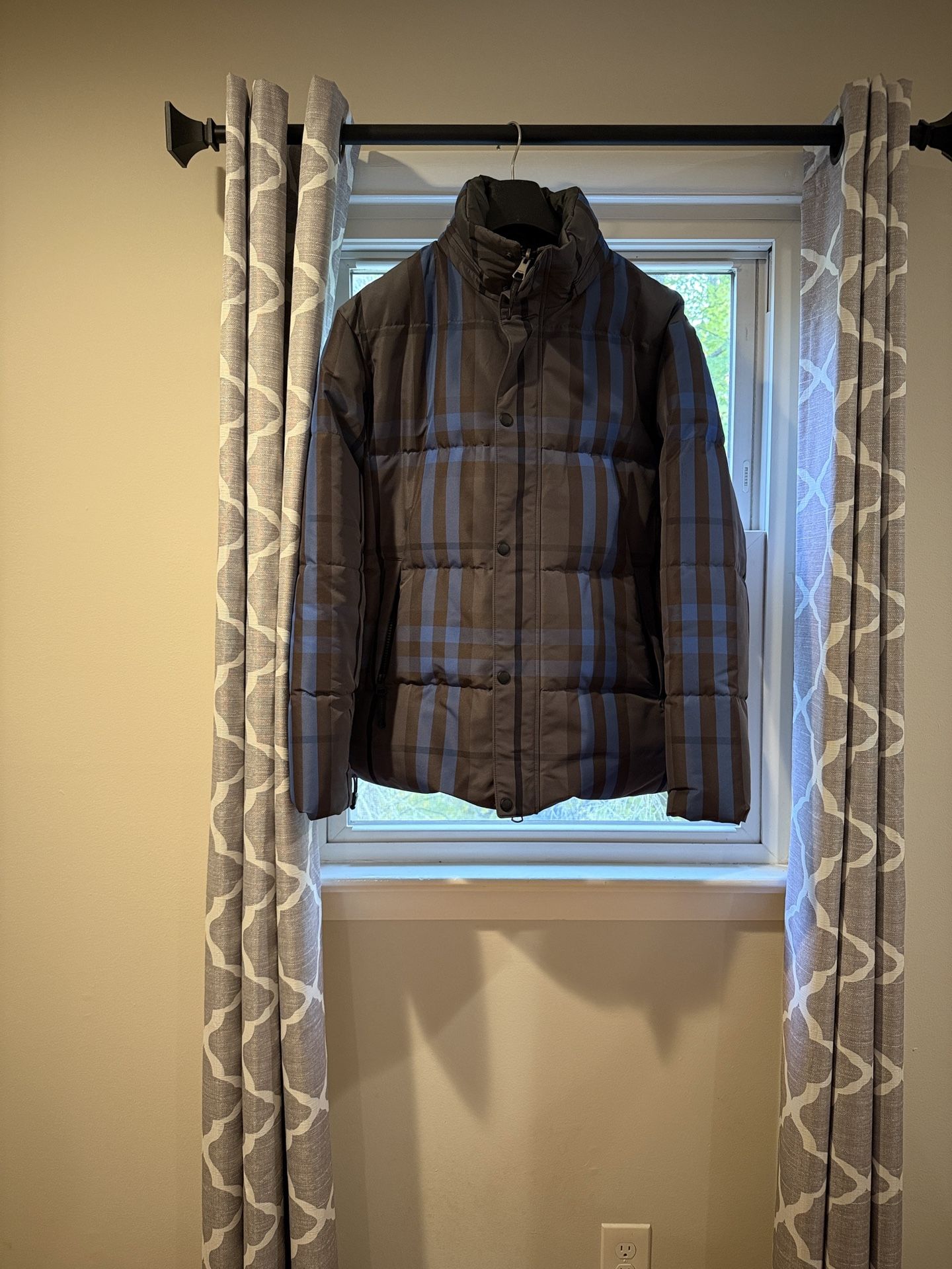 Burberry Puffer Coat 