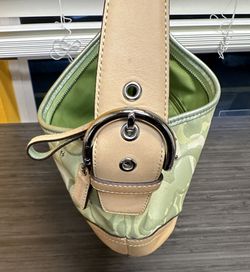 Coach Ltd Ed Green Signature C Optic Hobo Ladybug Bag Purse