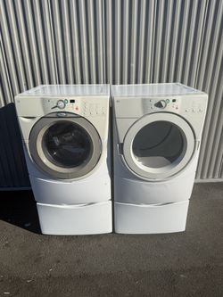 Whirlpool Duet Washer And Electric Dryer