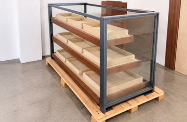 Modern Glass Retail Display Case w/ Removable Trays – Perfect for Jewelry, Boutique, Collectibles
