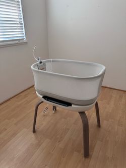 Cuna de bebé nueva