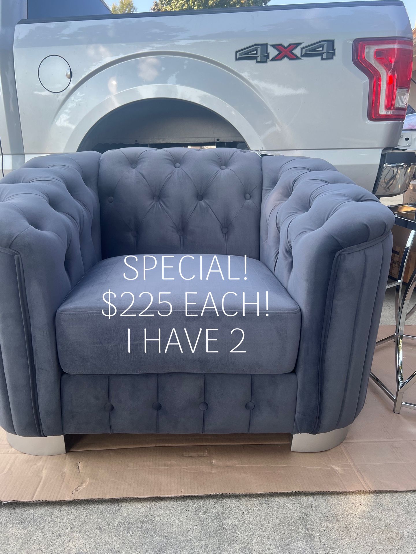 NEW ACCENT CHAIRS! CASH ONLY!