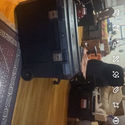 Large Tool Or Storage Box With Measurements In Too 