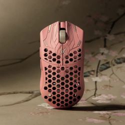 Finalmouse Sakura Medium
