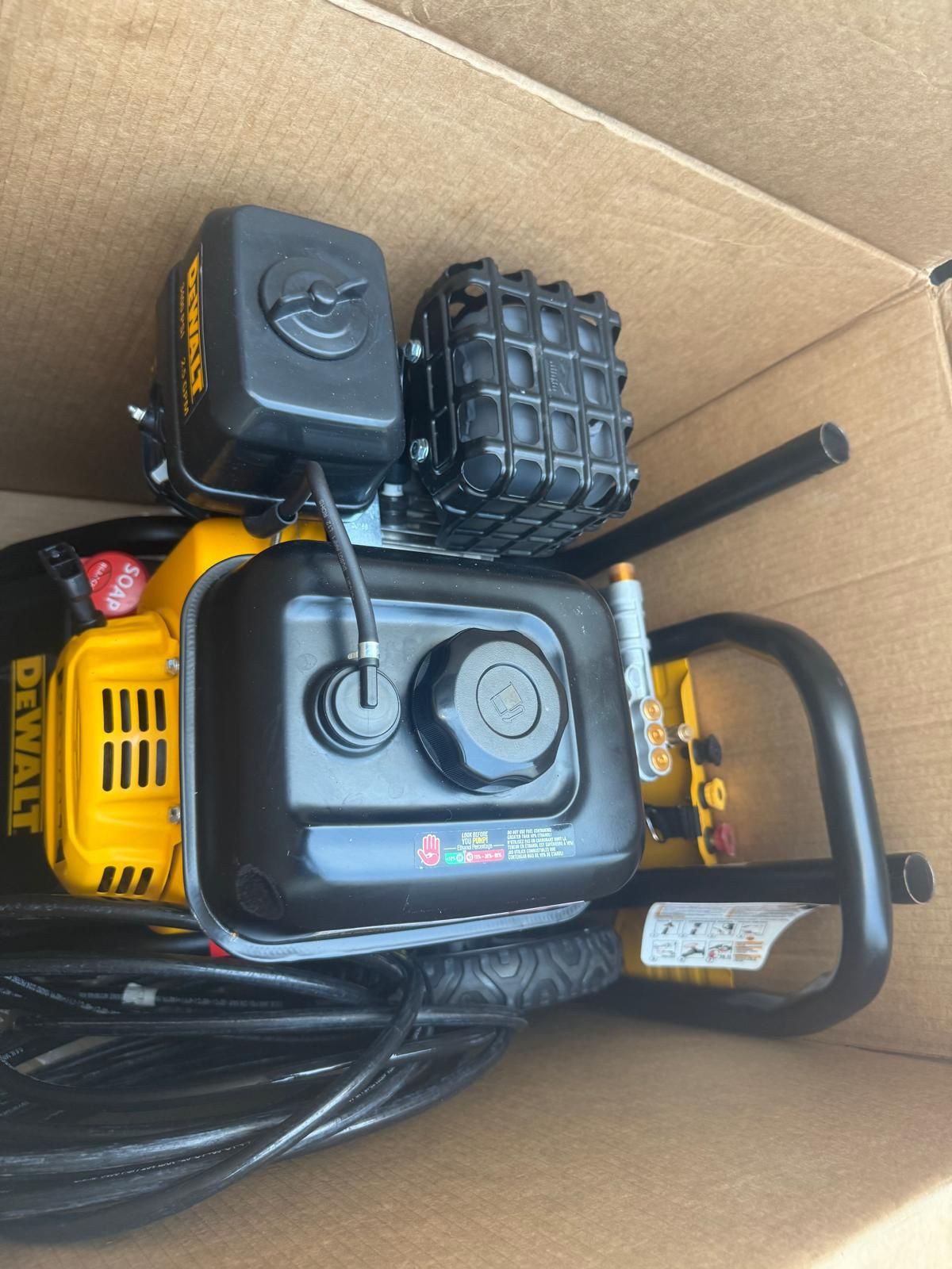 3400 PSI 2.5 GPM Gas Cold Water Pressure Washer with DeWalt 210 Engine