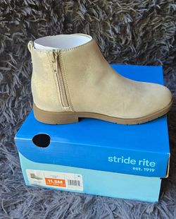 Boots size # 11.5