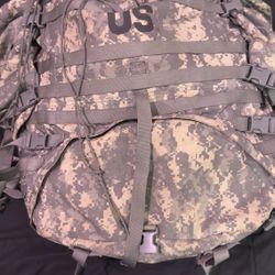 US Army ACU Digital Camouflage Large Rucksack / Backpack – MOLLE