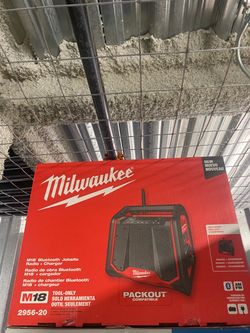 Milwaukee radio  and battery charger