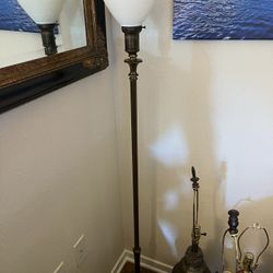 Vintage Historical Materialism Edwardian banquet lamp.