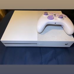 xbox 1s 1TB + Controller 