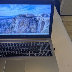 Asus K501 Gaming Laptop Core I7 Nvidia GTX 950m