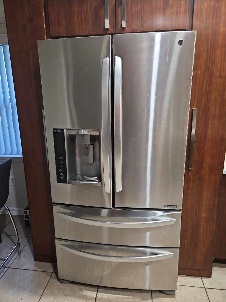 LG FRIDGE FOR SALE