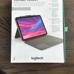 Logitech Combo Touch Keyboard 