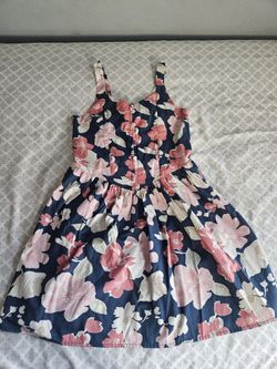 Abercombri  Size 9/10