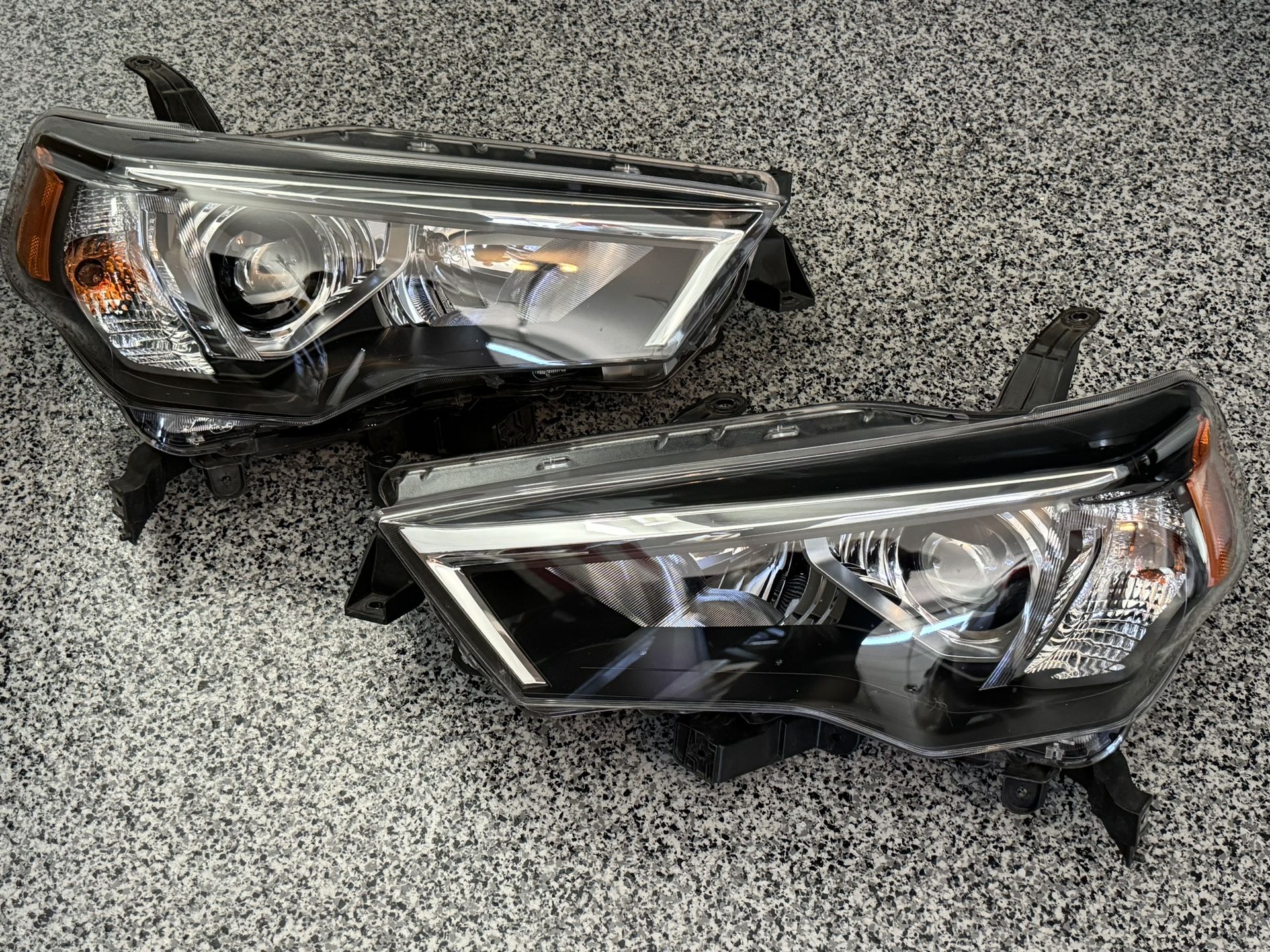 2023 4Runner LED headlights 