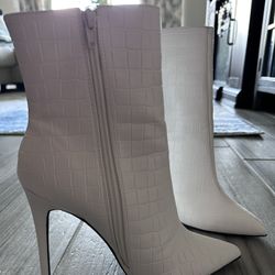Women White Boots 