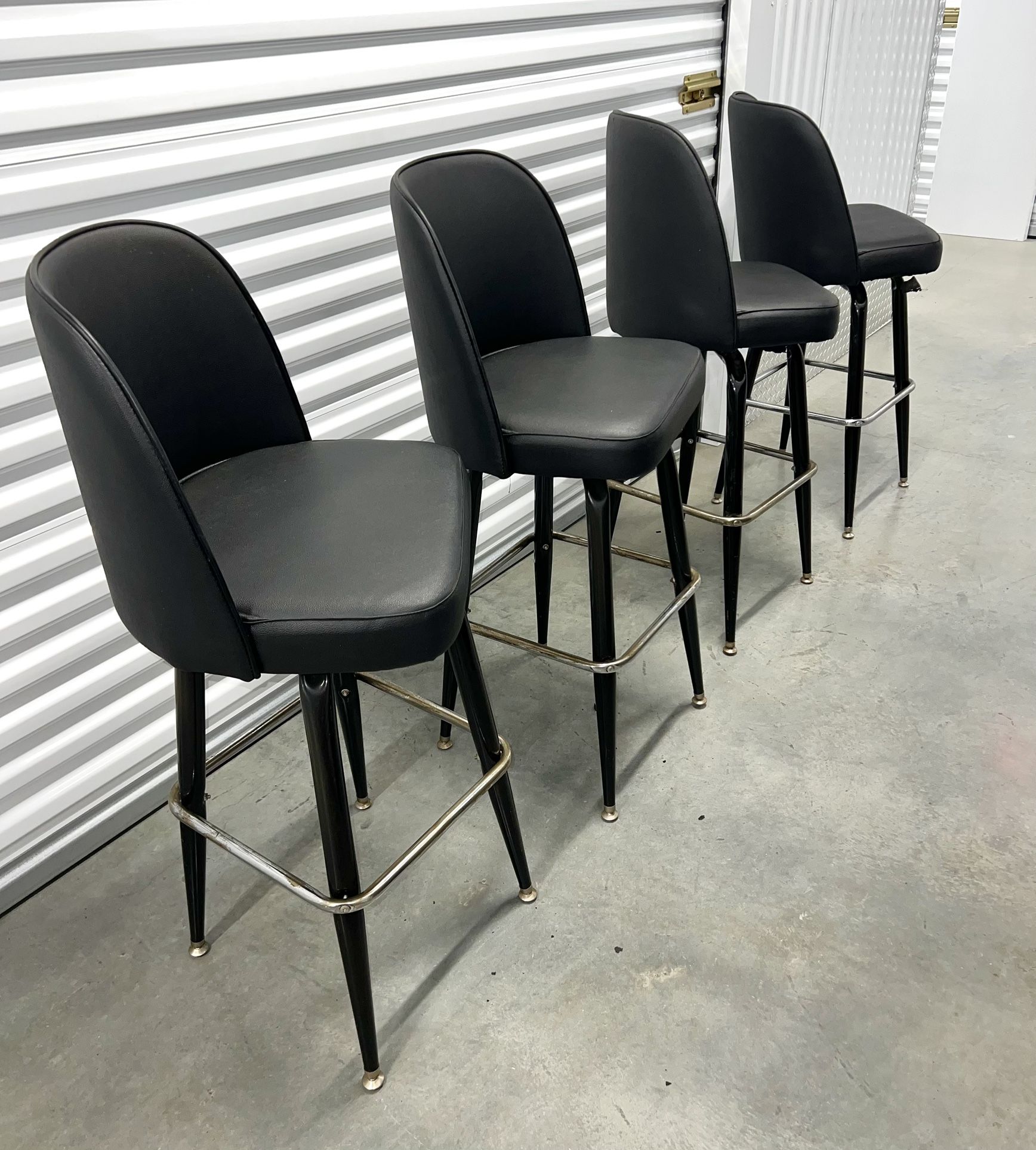Set Of 4 Metal Swivel Bar Stools Chairs 