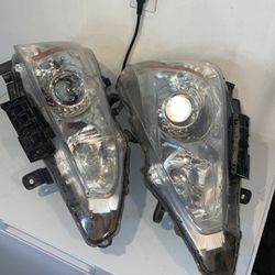 2014 Nissan Altima Headlights 