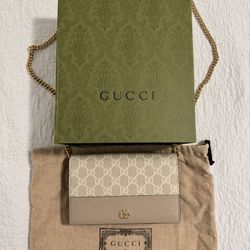 BRAND NEW Gucci GG Marmont Mini Chain Bag