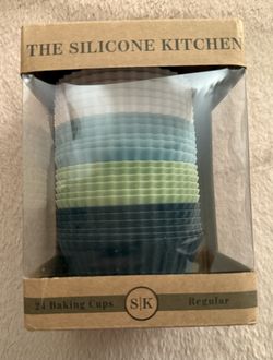 The Silicone Kitchen 24 Standard Baking Cups