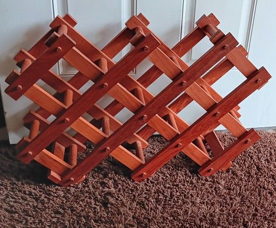 Goodwood 10 Bottle Wine Rack, Genuine Teak Wood Accordion Wine Rack, Vintage Expandable Wine Rack