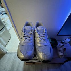 New Balance Women 10