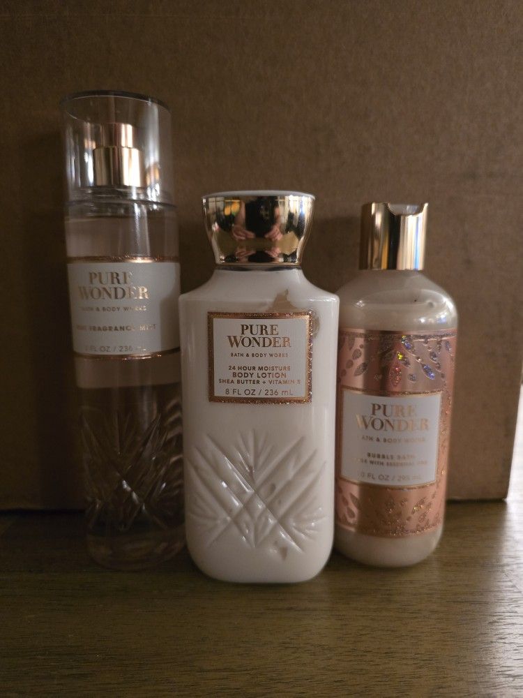 Bath And Body Pure Wonder Set