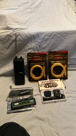 (COME SEE) Lot of Electronics