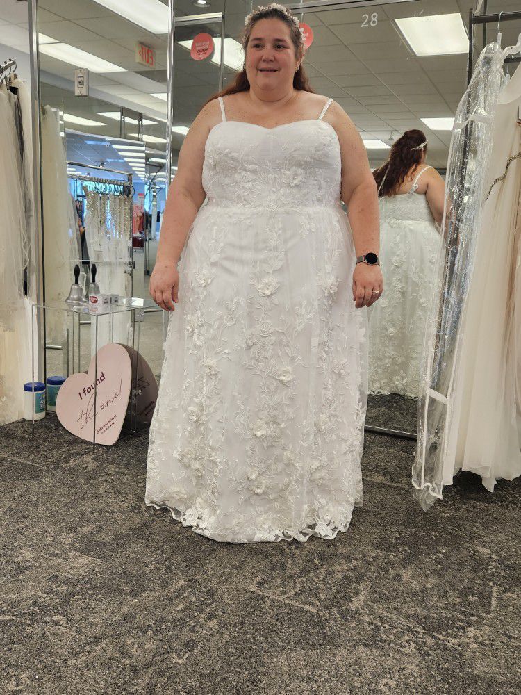 Brand New White Wedding Dress 