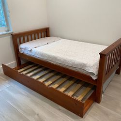 Twin Bed With Trundke