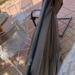 Sombrilla Grande  New  $100.00 