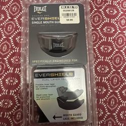 Brand New Sealed Everlast Mouth Guard 