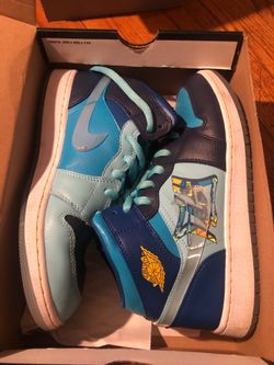 Jordan 1 Mid (GS) size 7Y