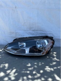 2015 2016 2017 VOLKSWAGEN GOLF LEFT SIDE HEADLIGHT OEM USED