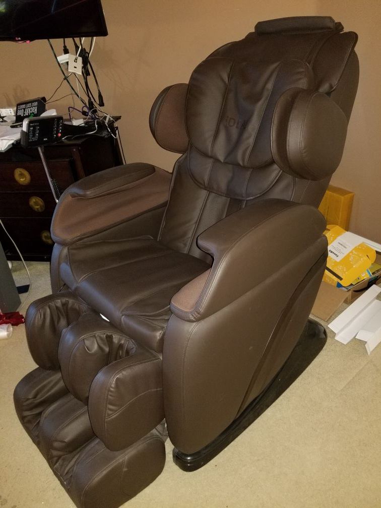 COMFIER NECK and BACK MASSAGER With HEAT- SHIATSU MASSAGE CHAIR for Sale in  Bellevue, WA - OfferUp