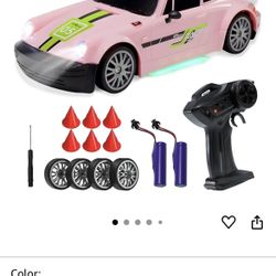 🆕 In 📦 1:20RC Car2.4G Drifting Car with Dual Tire System&LED Lights,20+KM/H,50Minute Playtime with Remote Control&2pcs Rechargeable Batteries(Pink）