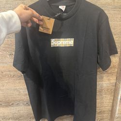 Burberry x Supreme T Shirt
